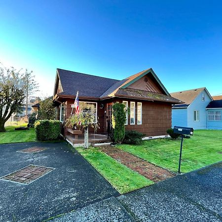 Leah'S Homestay In Hoquiam Exterior photo