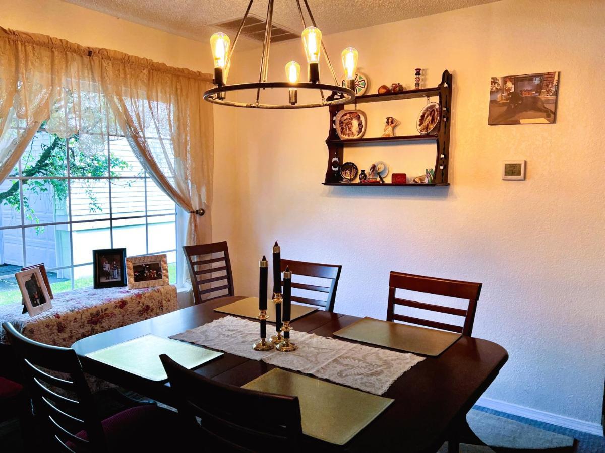 Leah'S Homestay In Hoquiam Exterior photo