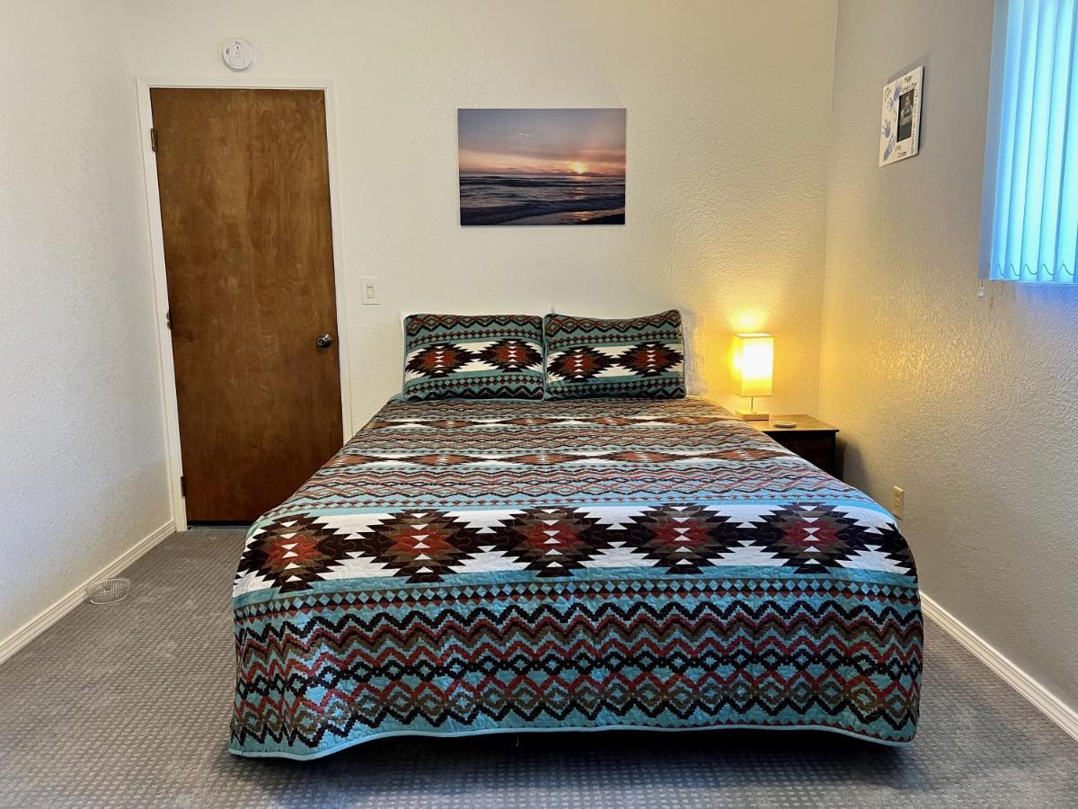 Leah'S Homestay In Hoquiam Exterior photo