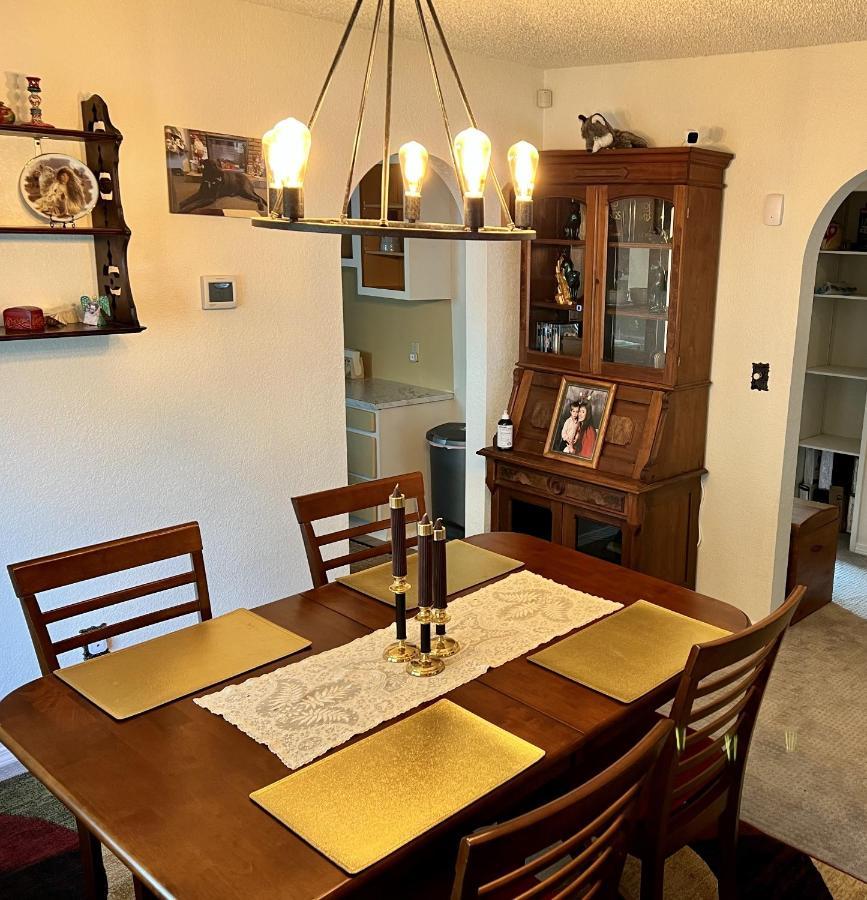 Leah'S Homestay In Hoquiam Exterior photo