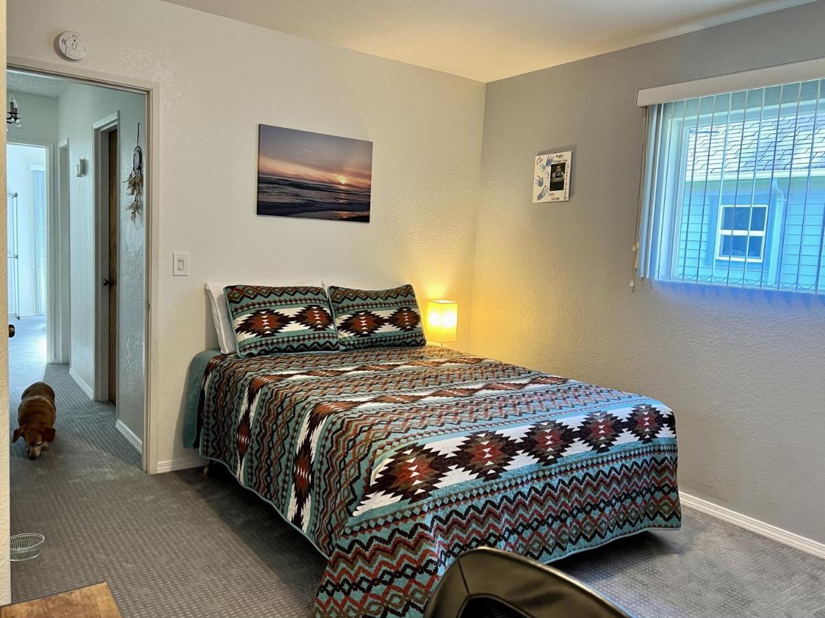Leah'S Homestay In Hoquiam Exterior photo